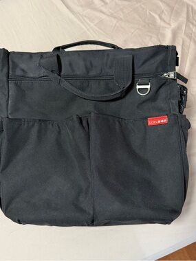 Skip Hop Black Messenger Diaper Bag
